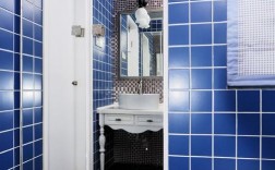 厕所墙砖蓝色白色（卫生间蓝色瓷砖）