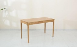 白色桌子木色桌面（白色桌子还是原木色桌子好）