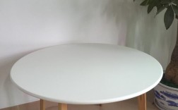 白色实木园桌图片（白色的实木有哪些）
