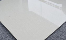 装修白色瓷砖地板专（白色瓷砖地板容易脏怎么打理）