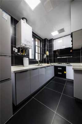 厨房灰色白色瓷砖（厨房灰色地砖白色墙砖配橱柜的颜色）-图2