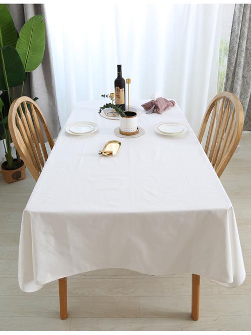 白色餐桌配桌布图片（白色餐桌配桌布图片效果图）-图1