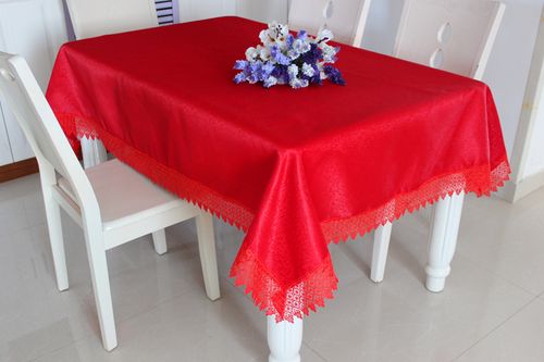 白色家具配红色餐桌（白色家具配什么颜色桌布漂亮）-图1