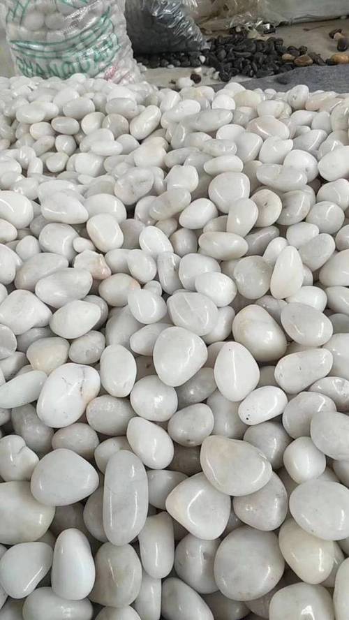 白色卵石规格（白色卵石比重）-图2