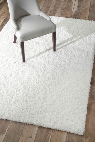 纯白色地毯（纯白色地毯图片）-图1