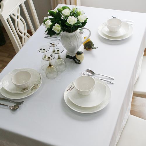 白色桌子搭配什么茶具（白色桌子配什么颜色桌布好看）-图1