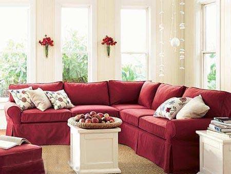 红色沙发配白色茶几（红色沙发配什么色茶几）-图1