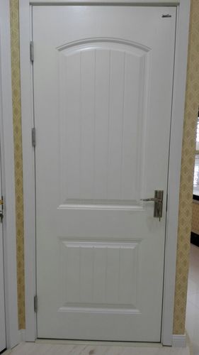 乳白色开放漆木门（白色开放漆木门时间久了会发黄吗）-图2