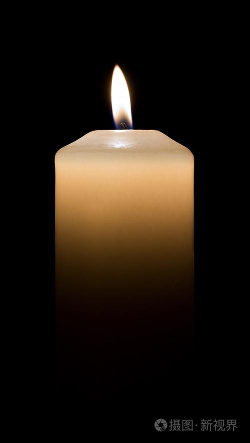 莫蜡烛白色（白色蜡烛有气味吗）-图2