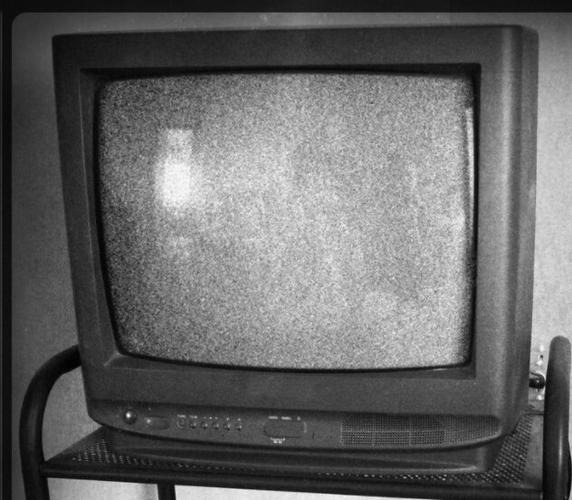 电视机黑白色（电视机黑白色怎么调）-图3