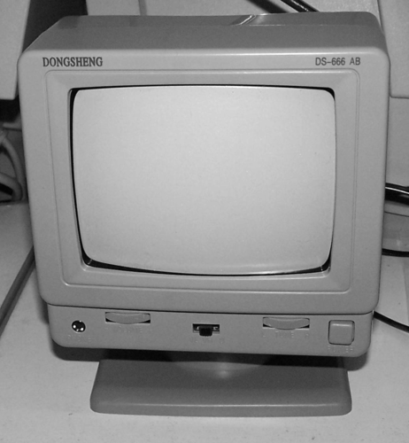 电视机黑白色（电视机黑白色怎么调）-图2