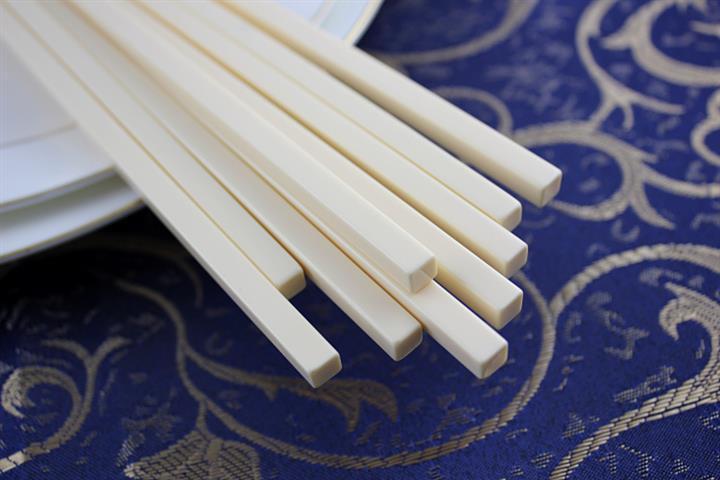 白色筷子好吗（白色筷子好吗能用吗）-图2