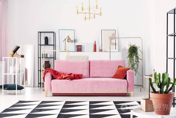 91粉粉白色沙发（粉色沙发图片大全）-图1