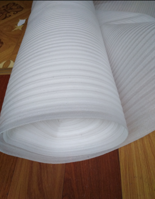 地板白色防潮垫（地板防潮垫是什么材质）-图2
