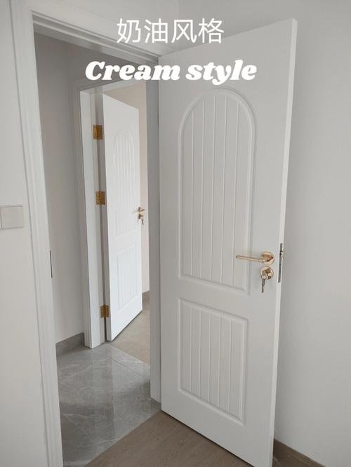 房间白色门现代（白色房间门款式及价格）-图2