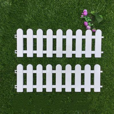 白色栅栏设计说明（白色栅栏的花园）-图3