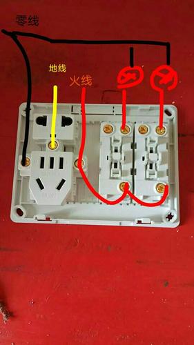 红色是火线还是白色（红色线是火线吗）-图1